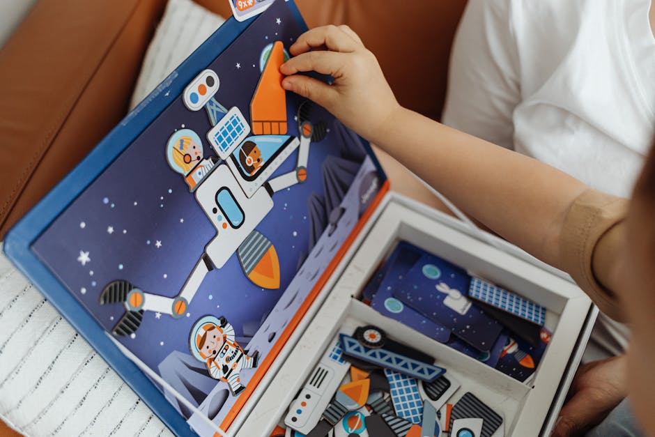 Cosmic Voyager game